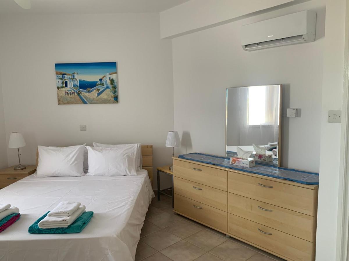 Kings Palace - Stylish, Modern 2 Bed With Sea Views Paphos Esterno foto