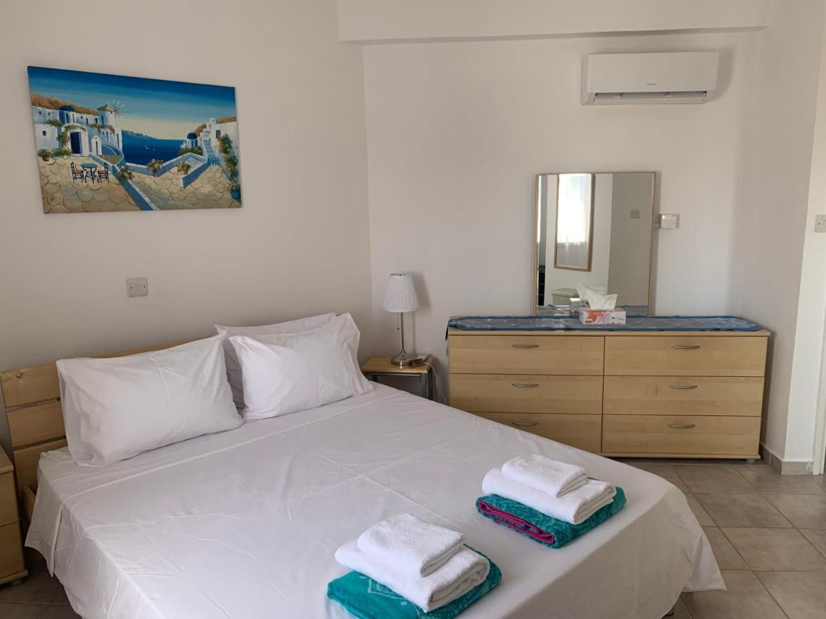 Kings Palace - Stylish, Modern 2 Bed With Sea Views Paphos Esterno foto