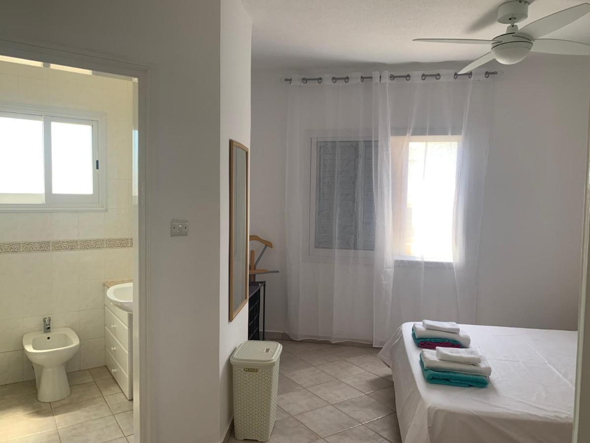 Kings Palace - Stylish, Modern 2 Bed With Sea Views Paphos Esterno foto